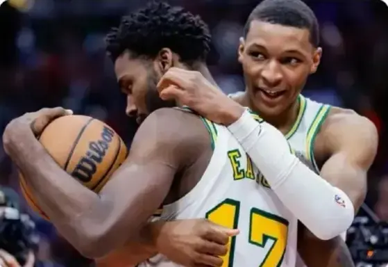 NBA权威, 间型四号位